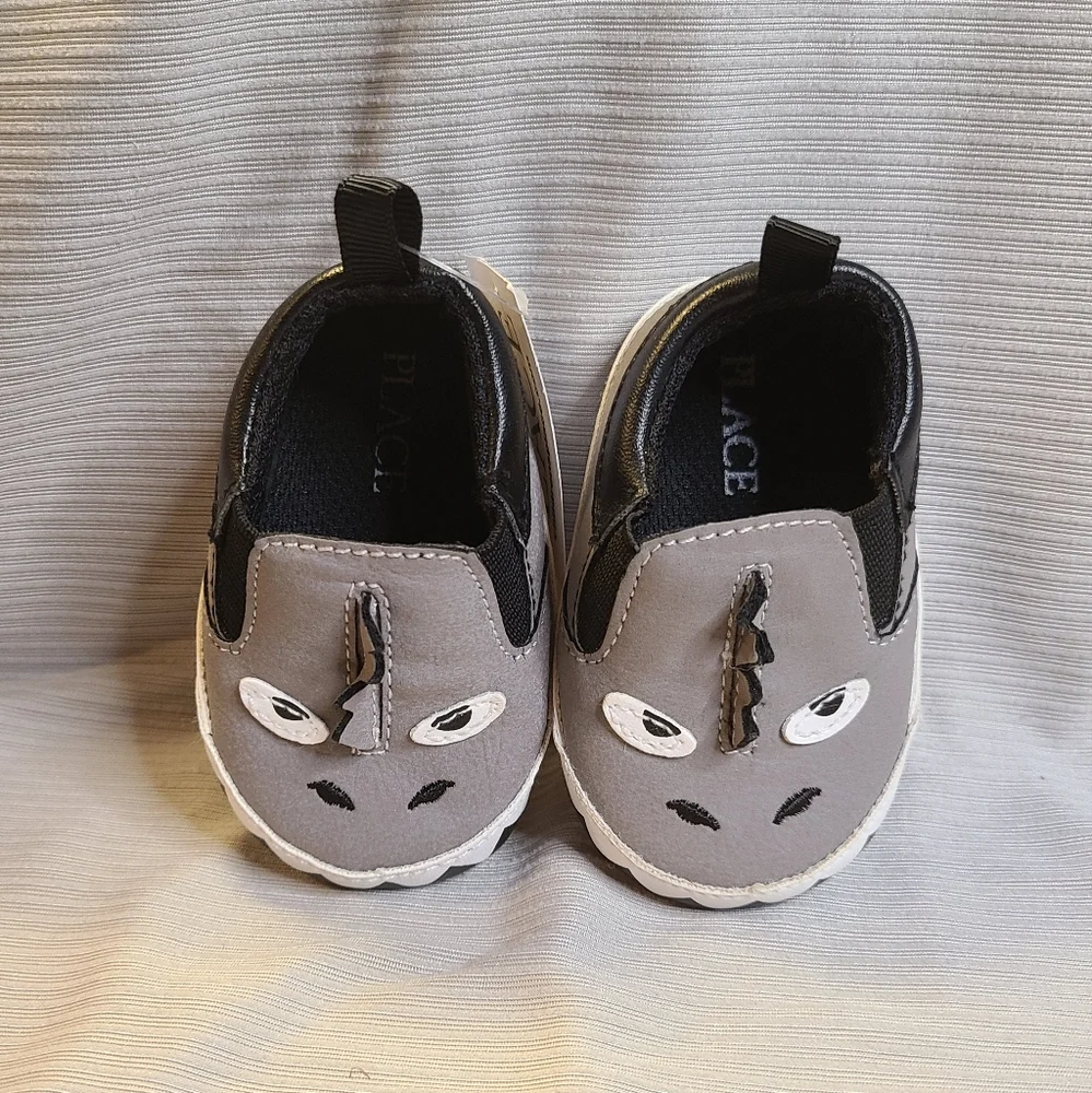 Children's Place Dinosaur Crib Shoes